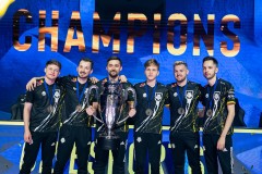 推特热议：英雄技能BUG致比赛暂停，官方紧急修复