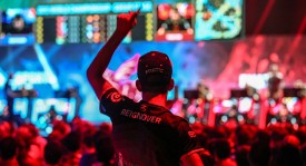 慈善赛事引瞩目：明星战队齐聚公益表演赛 传递爱心引发社会热烈反响